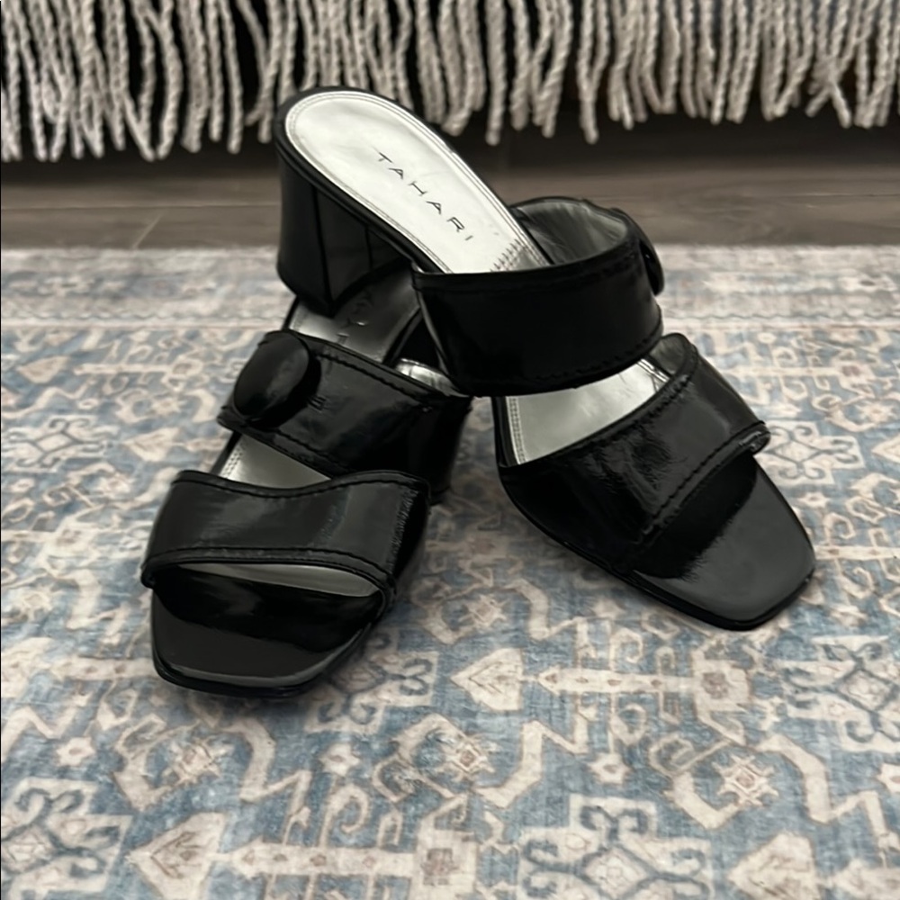 Tahari  Black Patent Leather Straps Women's Shoes Sandals